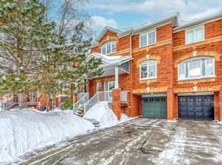 1588 Woodhenge Way, Mississauga, ON L5N 7T1