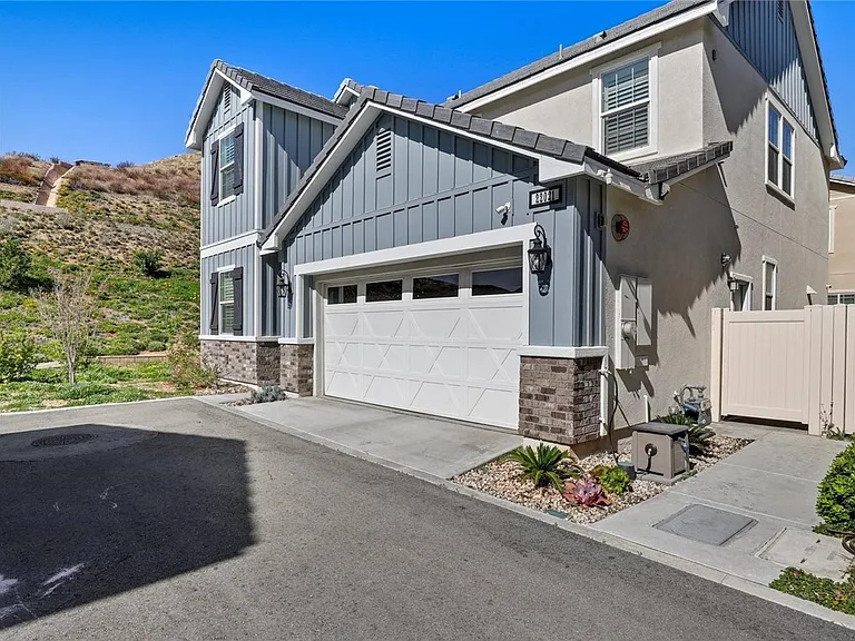 22021 Windham Way — Photo 2
