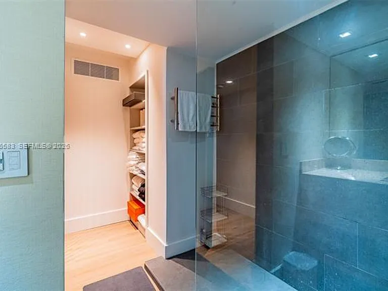 2301 Collins Avenue Cu #719 — Photo 12