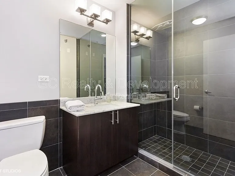 235 W Van Buren St #4501 — Photo 10