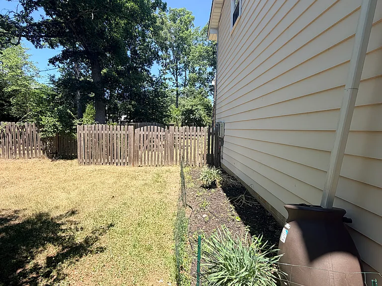 2732 Alfred Cir — Photo 43