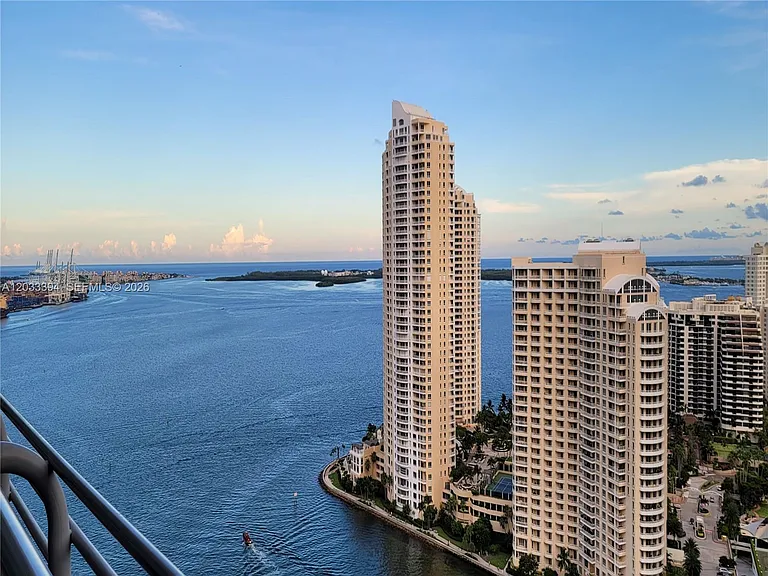 325 S Biscayne Blvd #3321 — Photo 5