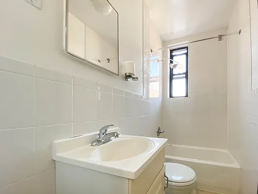 Rented by Brooklyn Blocks Real Estate | media 29
