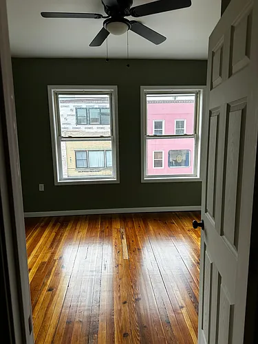 247 Main St #5 Photo 1