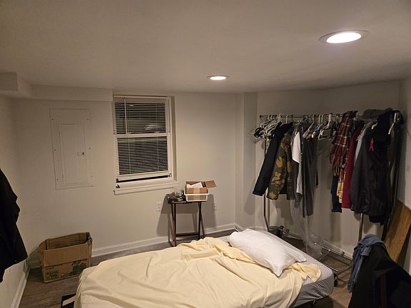 5th image of 120 S Hillside Ave