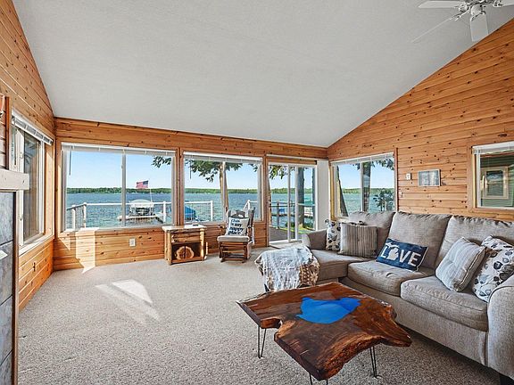 5th image of 4791 E Shore Dr NE