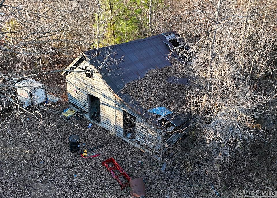 1st image of 1573 Reed Rd