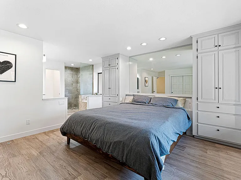 830 Oriole Way #2 — Photo 13