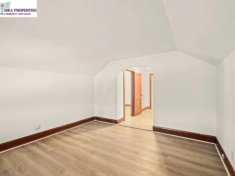 969 Lawson Ave E #2 — Photo 10