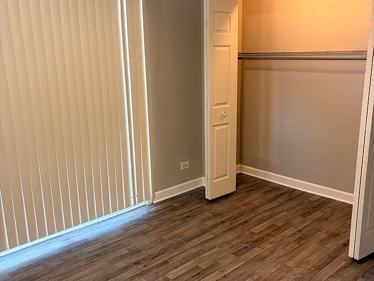 5905 S Indiana Ave #1 — Photo 13
