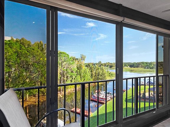 3rd image of 121 Country Club Dr Unit 404