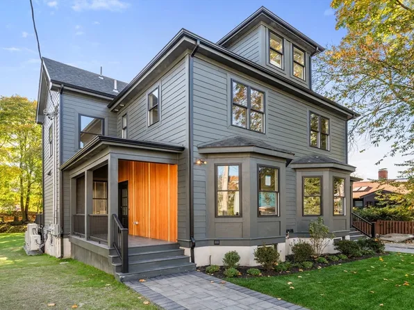 22 Broadway #22, Newtonville, MA 02460