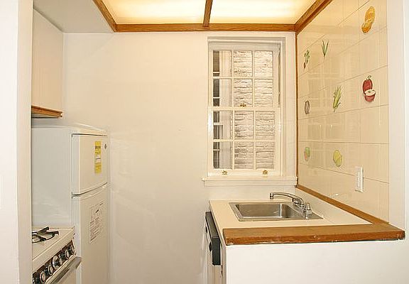 5th image of 306 E 92nd St APT 5E