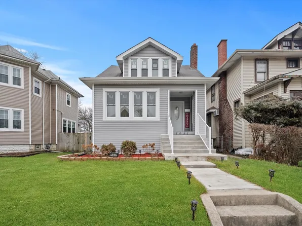 1431 Schilling Ave, Chicago Heights, IL 60411