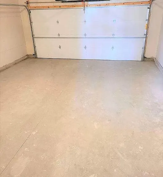800 Cathy Dr W — Photo 27
