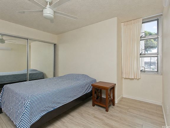 4th image of 1448 Young St APT 203