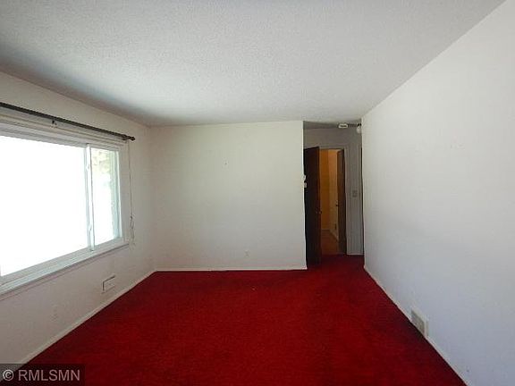3rd image of 9139 Dupont Ave S