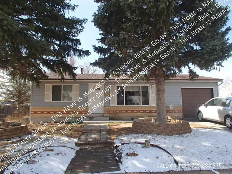7205 Omaha Blvd — Photo 1
