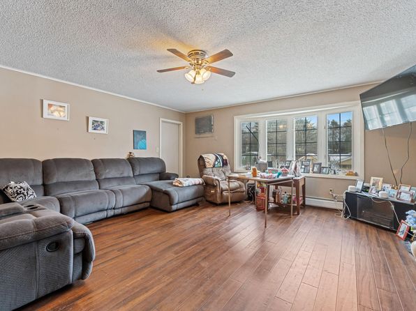 lewiston-maine-120625293 picture