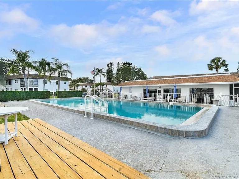 2950 SE Ocean Blvd #4 — Photo 31