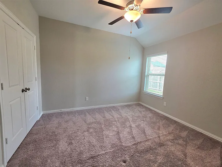 1902 Village Orchard Ln — Photo 22
