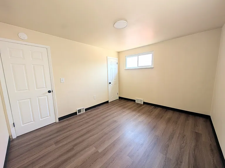 1131 Pemberton St — Photo 7