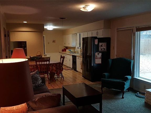 4th image of 3841 Wosley Dr