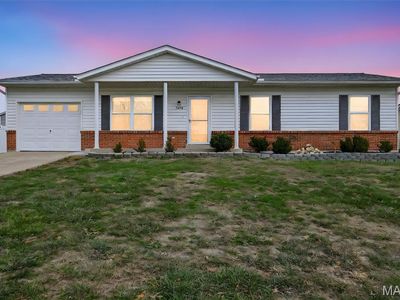 2274 Columbus Cir, Warrenton, MO, 63383