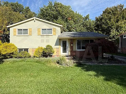3 bed, 2.0 bath, 1445 sqft, $2,300 — Photo 1