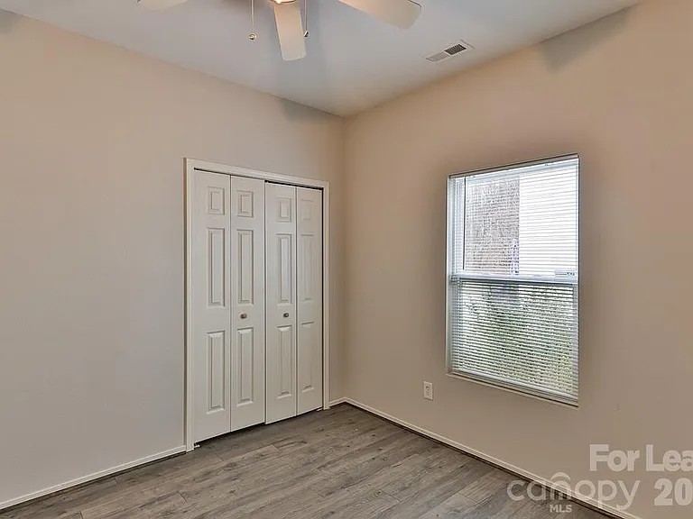 8946 Chalkstone Rd — Photo 18
