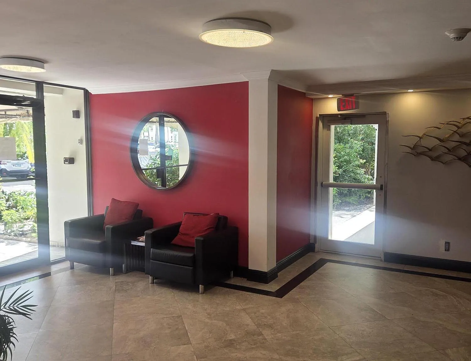 2661 S Course Dr — Photo 4