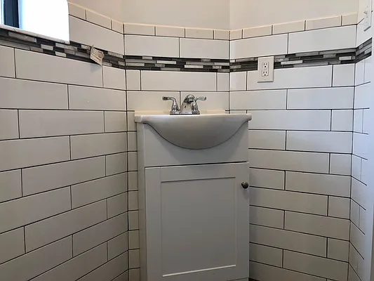 Rented by Premier One Realty LLC | media 9