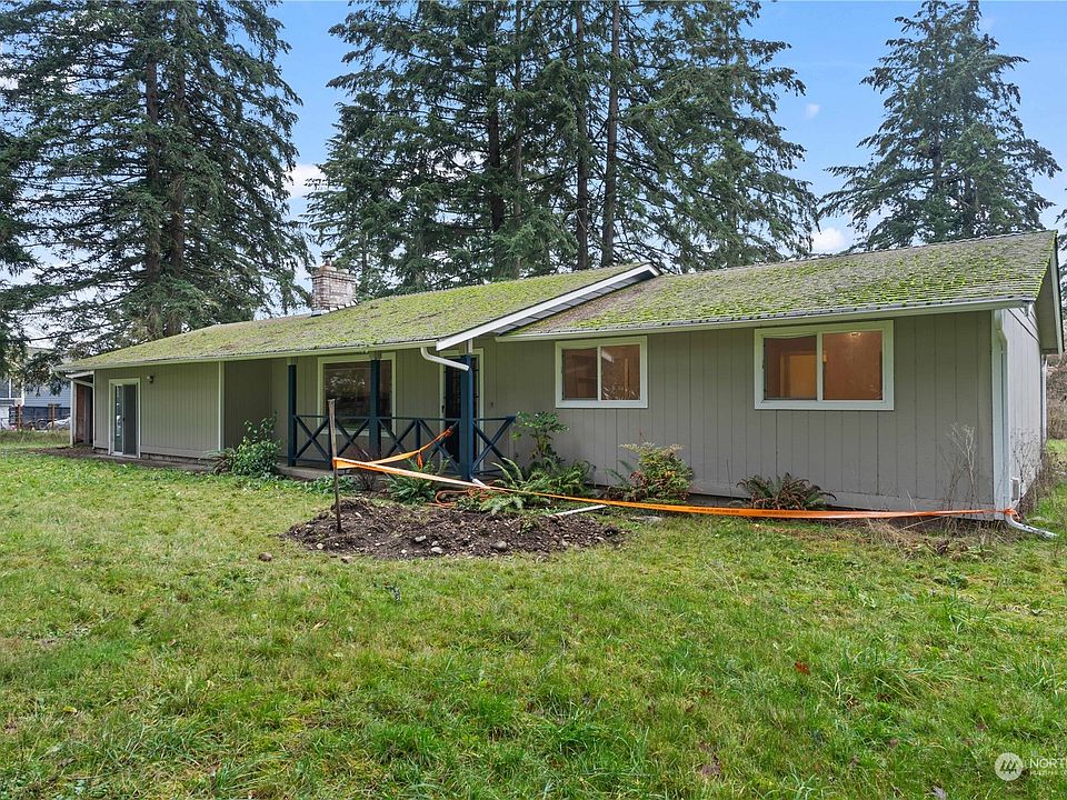 1st image of 17506 32nd Avenue E