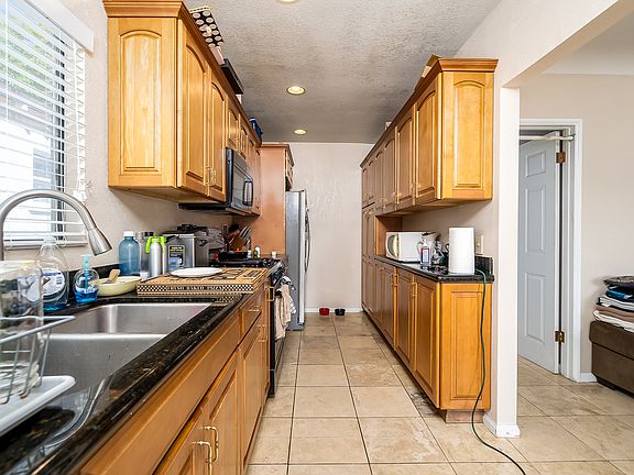 3rd image of 1319 31st St