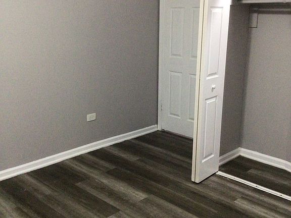 5th image of 6214 S Eberhart Ave #6216