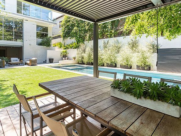 4th image of 12639 San Vicente Blvd