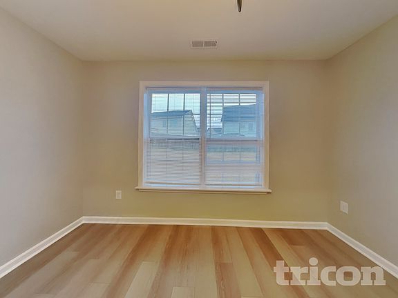 4th image of 410 Crutchfield Dr