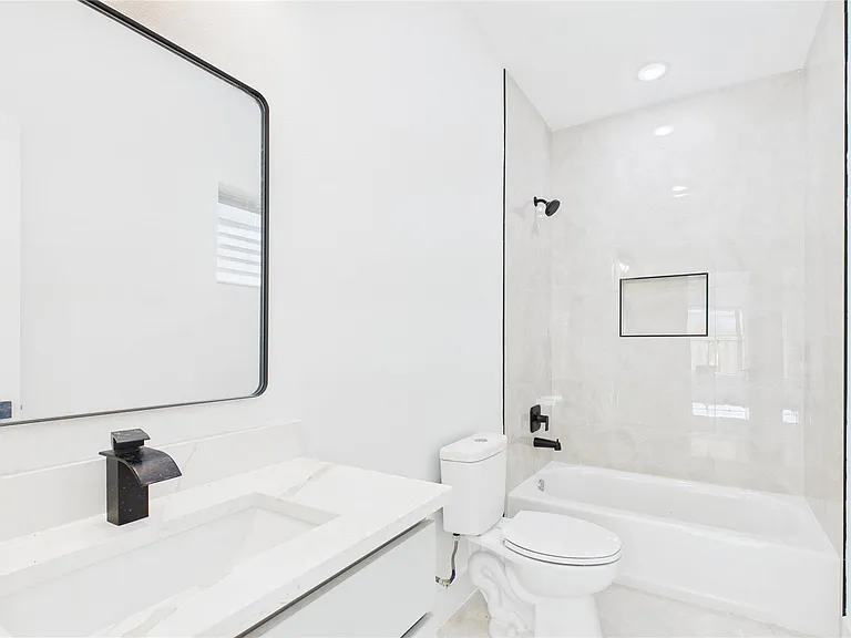 5316 Terry St — Photo 9