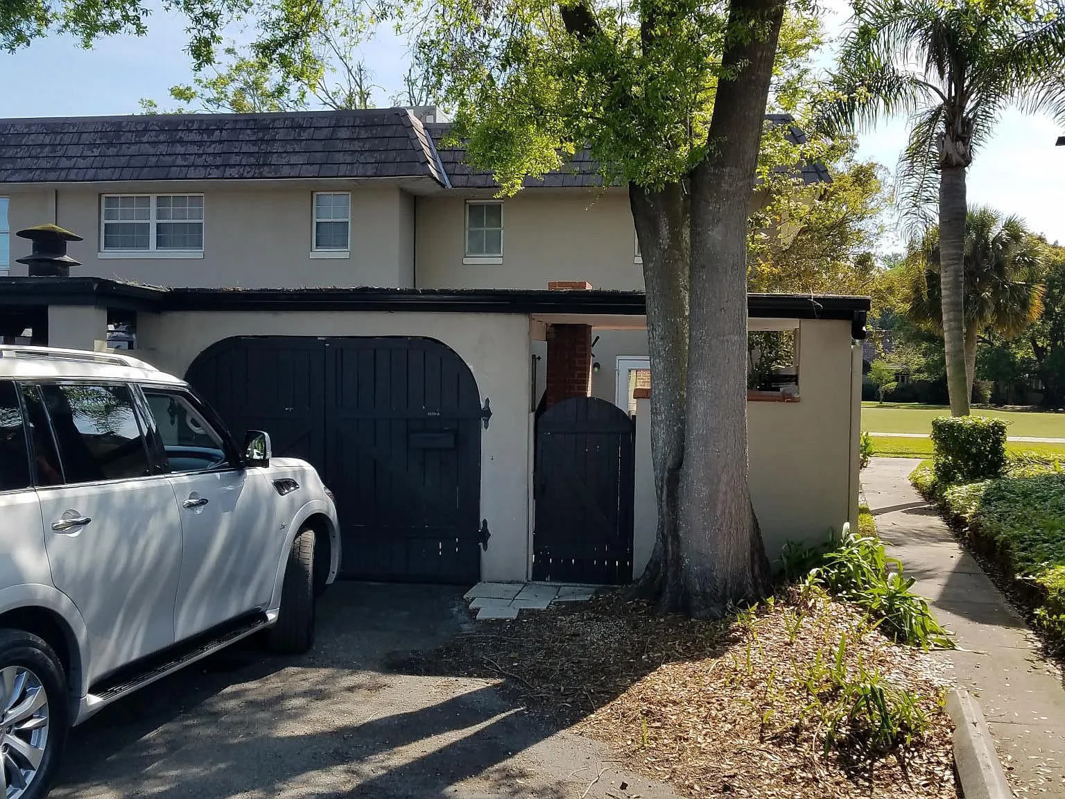 2 bed, 1.5 bath, 1250 sqft, $2,400 — Photo 3