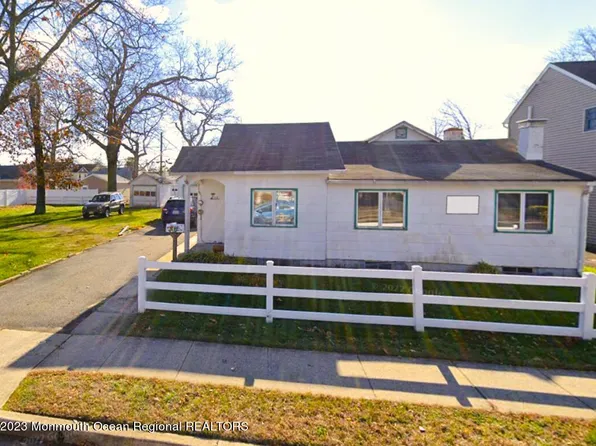 1131 17th Avenue, West Belmar, NJ 07719