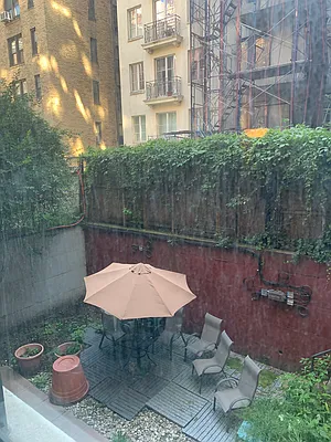 Rented by Bond New York | media 104