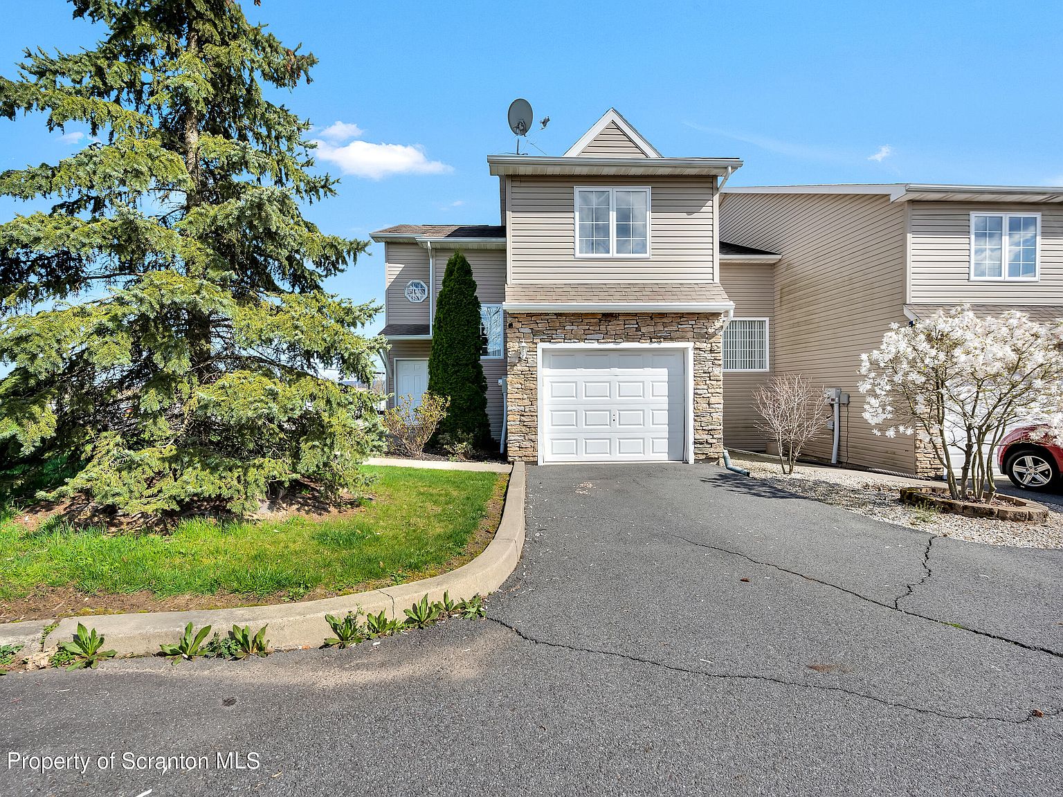 702 S Keyser Ave, Scranton, PA 18504 Zillow