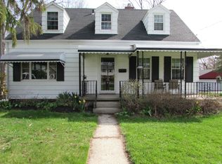 827 Louisiana Ave, Perrysburg, OH