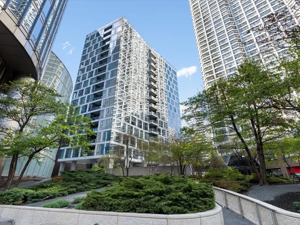 403 N Wabash Ave #10C, Chicago, IL 60611