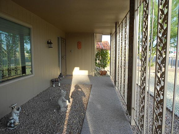 2nd image of 10710 W Palmeras Dr