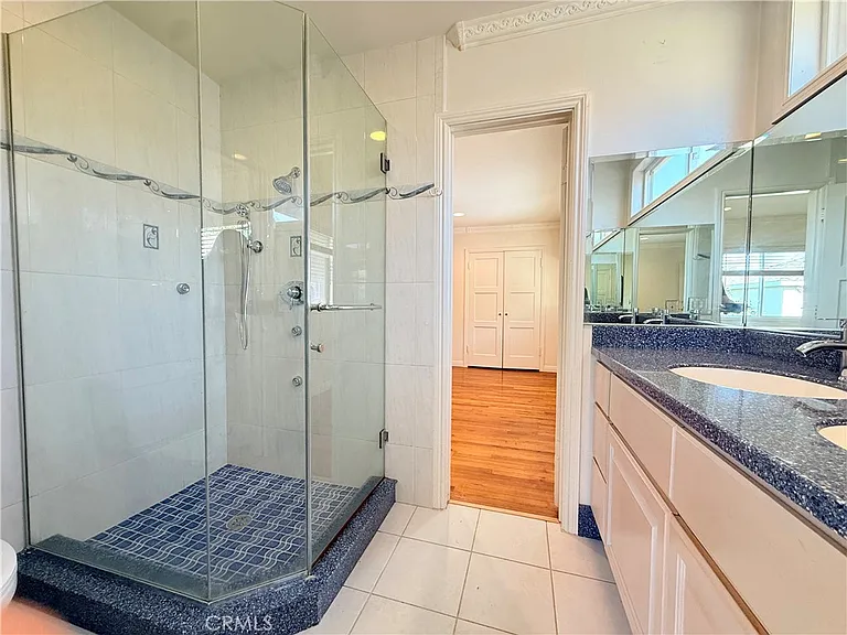 1036 S Hidalgo Ave — Photo 30