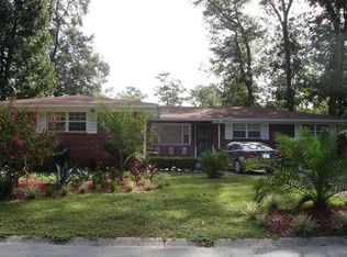 2131 Holly Leaf Ln, Orange Park, FL 32073