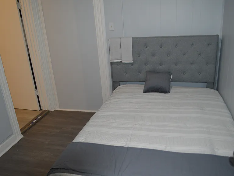 73 2nd St #2A — Photo 16