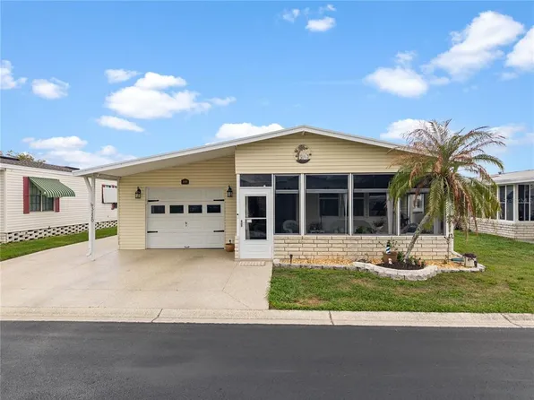 3120 Pond Hollow St, Wesley Chapel, FL 33543