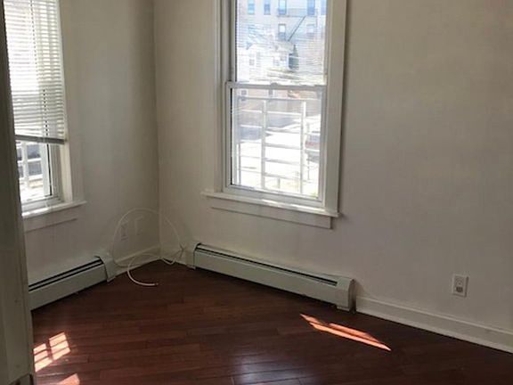 5th image of 100 W Lincoln Ave #2A